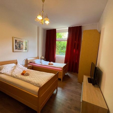 Gelsenkirchen Am Floez Hotel ภายนอก รูปภาพ