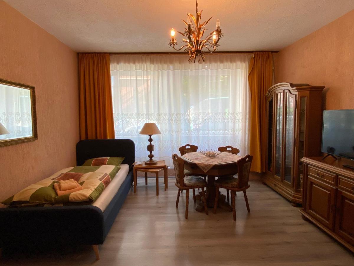 Gelsenkirchen Am Floez Hotel ภายนอก รูปภาพ