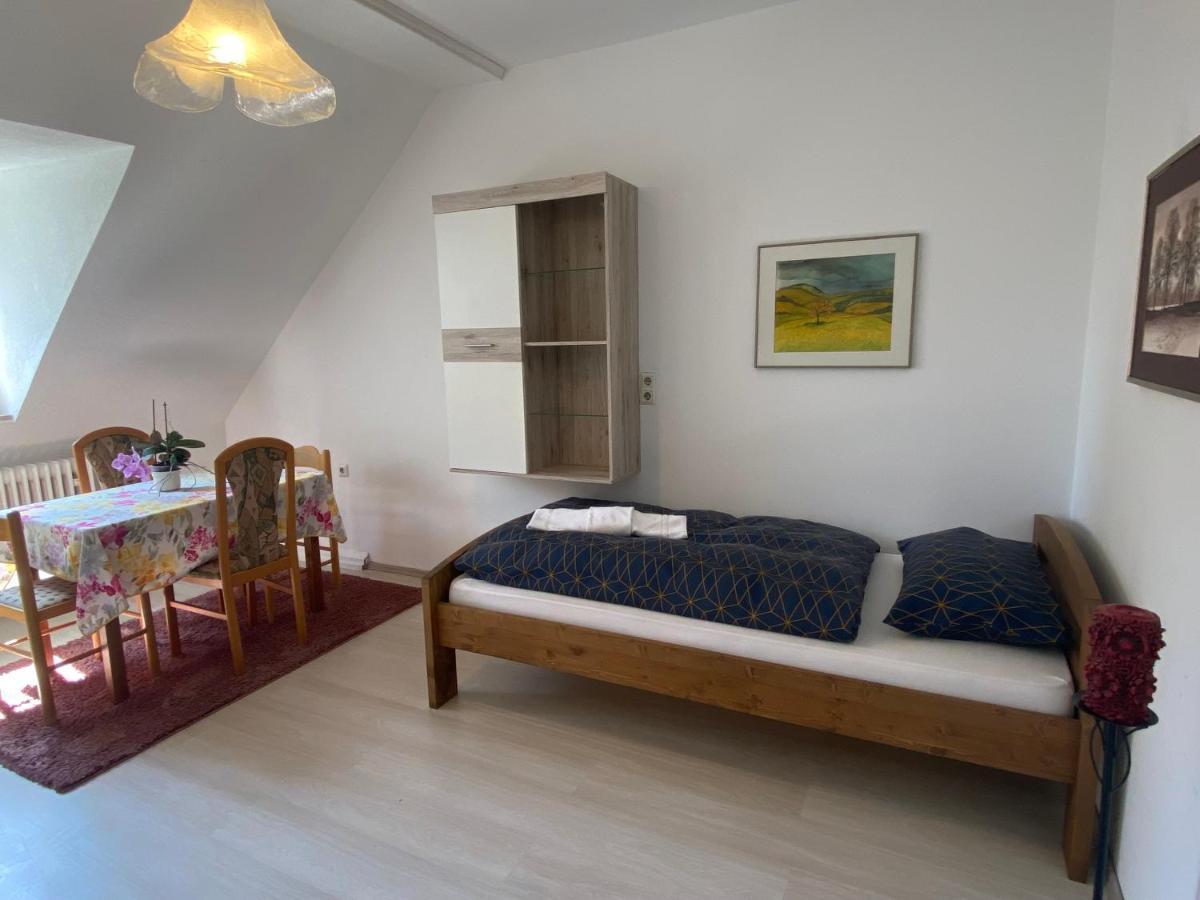 Gelsenkirchen Am Floez Hotel ภายนอก รูปภาพ