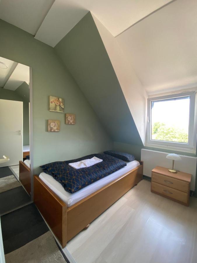Gelsenkirchen Am Floez Hotel ภายนอก รูปภาพ