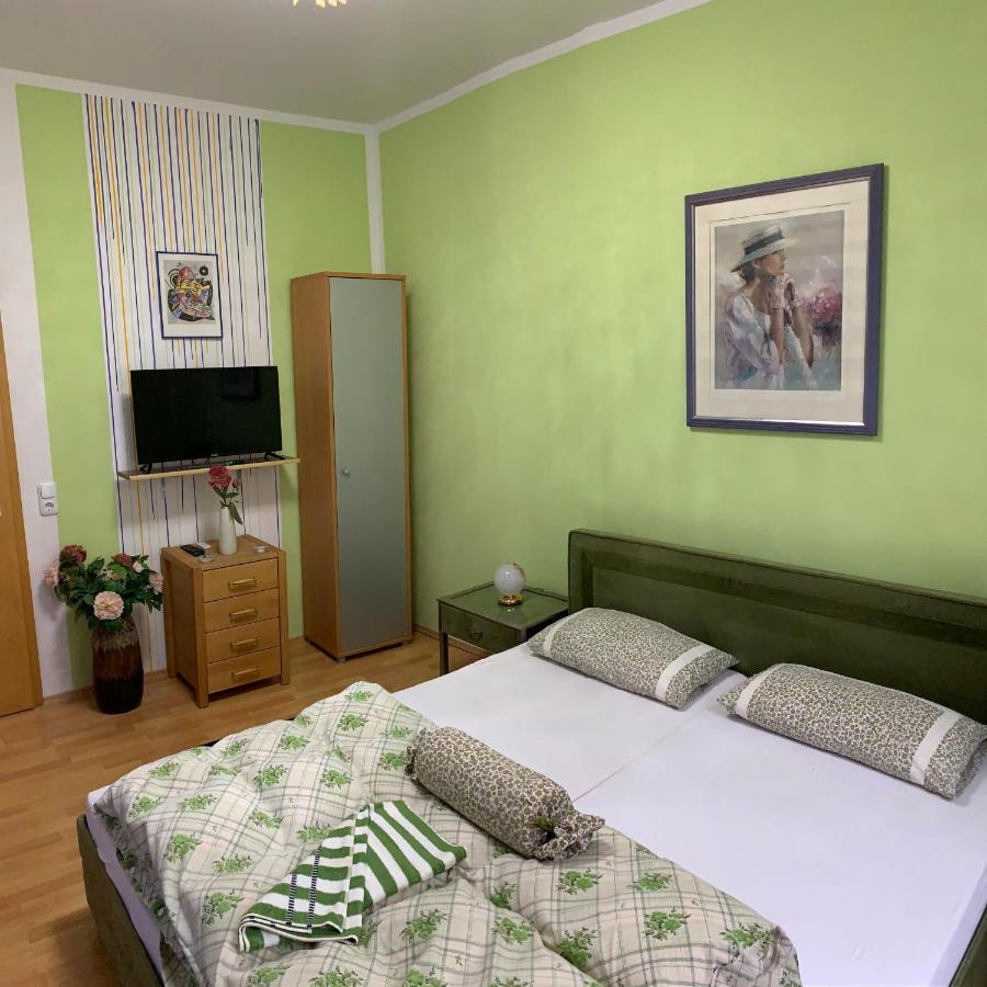 Gelsenkirchen Am Floez Hotel ภายนอก รูปภาพ